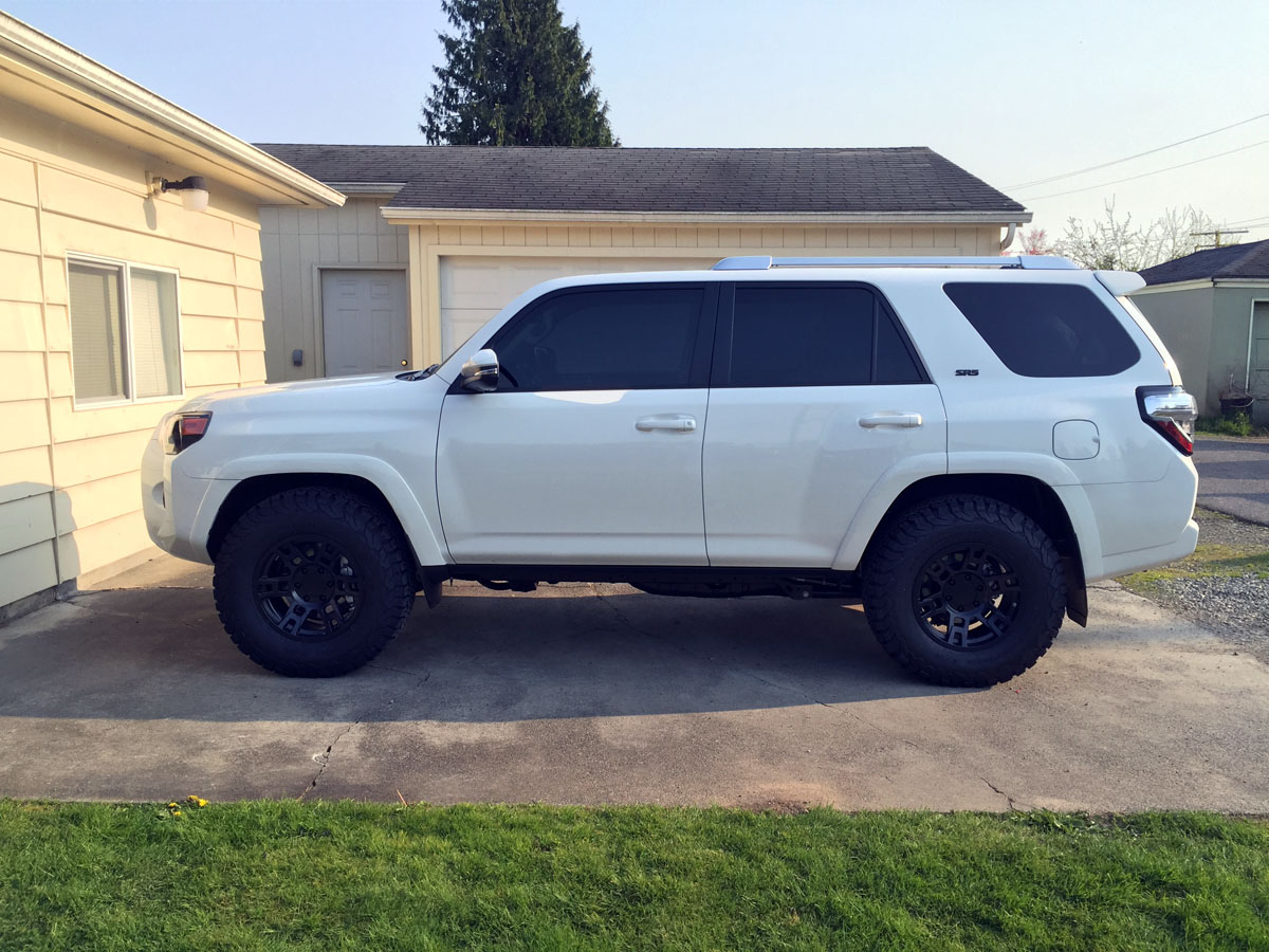 Toyota 4runner White With Black Rims